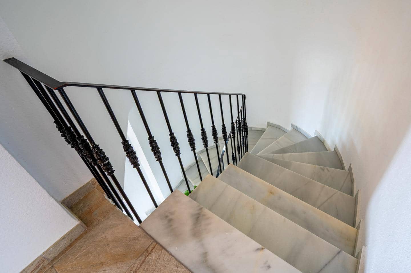 4 makuuhuone Huvila myytävänä paikassa Almunecar mukana uima-altaan 
autotalli - 587 000 € (Ref: 8935783)