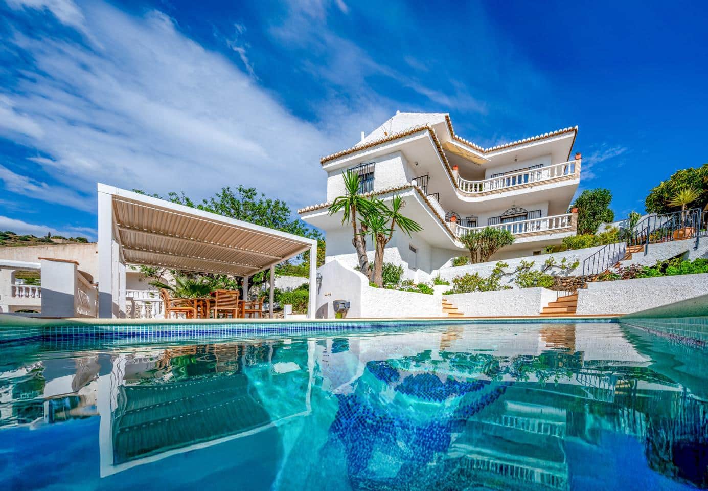 4 makuuhuone Huvila myytävänä paikassa Almunecar mukana uima-altaan 
autotalli - 587 000 € (Ref: 8935783)