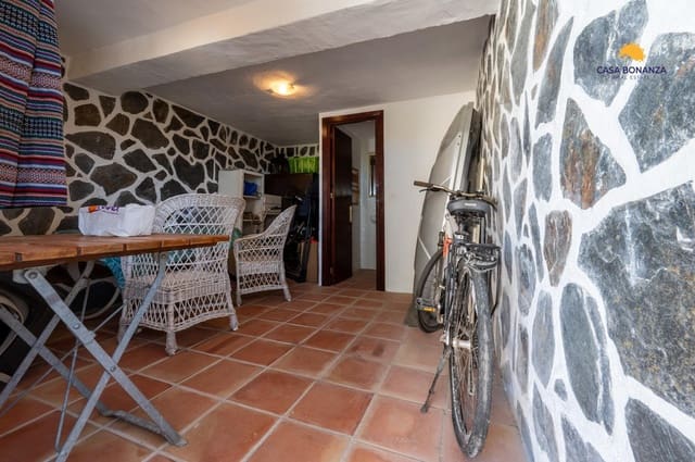 5 sovrum Villa till salu i Almuñécar med pool - 619 000 € (Ref: 9033620)