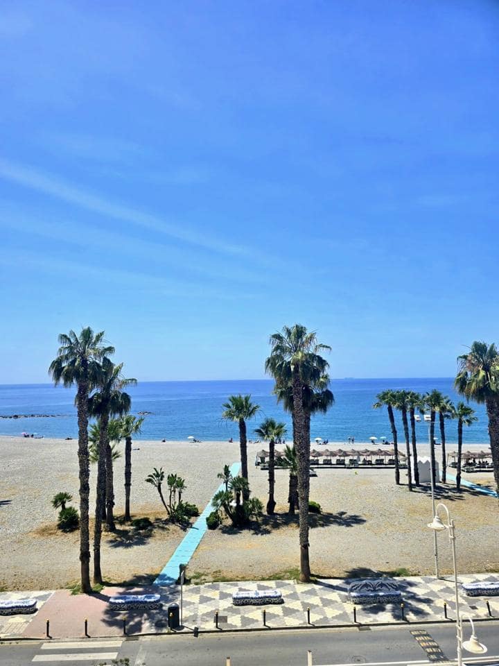 3 bedroom Flat for sale in Almunecar - € 418,000 (Ref: 9086513)