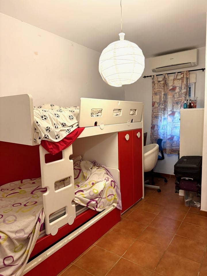 4 sovrum Villa till salu i Almunecar med pool garage - 395 000 € (Ref: 9227323)