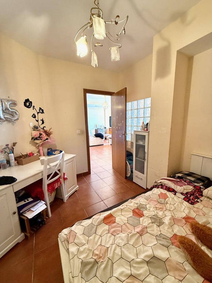 4 sovrum Villa till salu i Almunecar med pool garage - 395 000 € (Ref: 9227323)