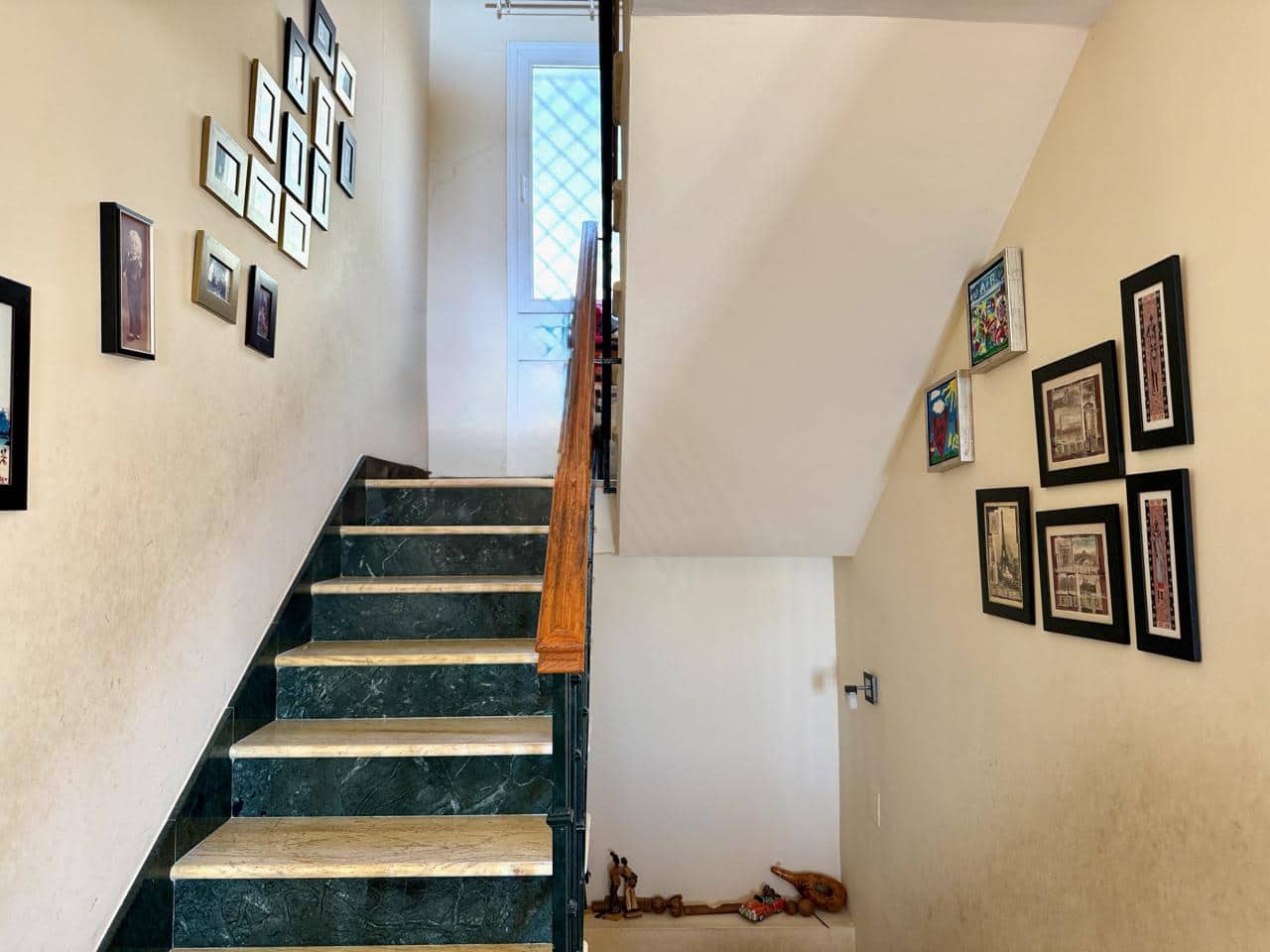 4 sovrum Villa till salu i Almunecar med pool garage - 395 000 € (Ref: 9227323)