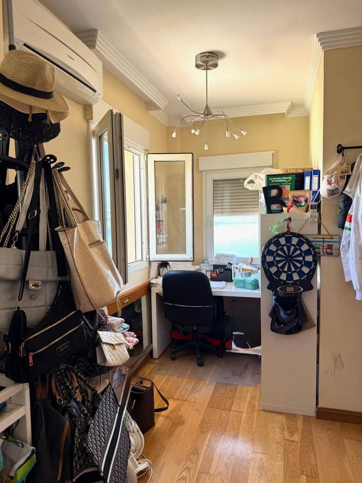 4 sovrum Villa till salu i Almunecar med pool garage - 395 000 € (Ref: 9227323)