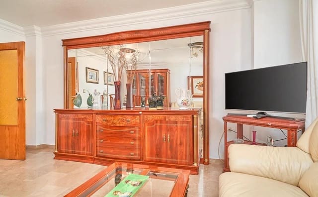 4 sovrum Lägenhet till salu i Almuñécar med pool - 365 000 € (Ref: 9251684)