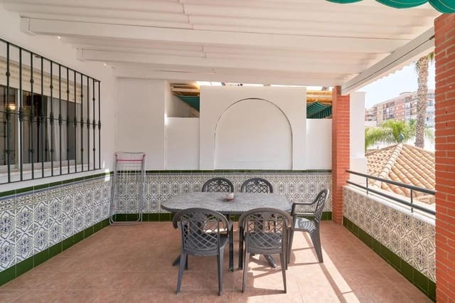 4 sovrum Lägenhet till salu i Almuñécar med pool - 365 000 € (Ref: 9251684)