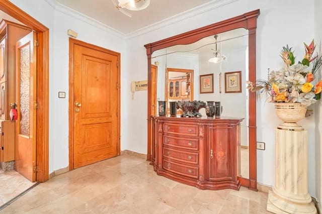 4 sovrum Lägenhet till salu i Almuñécar med pool - 365 000 € (Ref: 9251684)