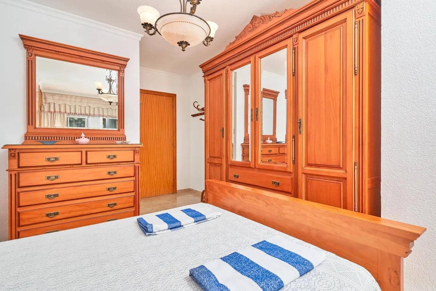 4 sovrum Lägenhet till salu i Almunecar med pool - 365 000 € (Ref: 9251684)