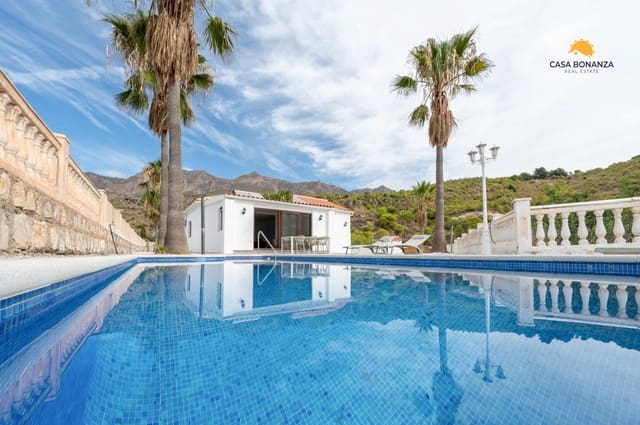 3 sovrum Villa till salu i Molvízar med pool garage - 495 000 € (Ref: 9283560)