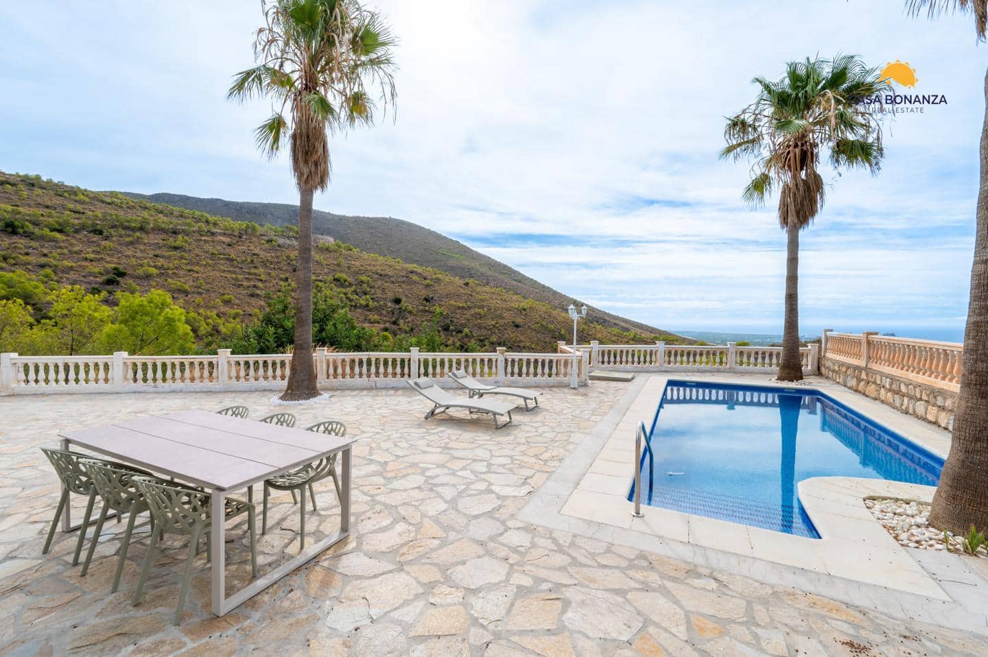 3 sovrum Villa till salu i Molvizar med pool garage - 495 000 € (Ref: 9283560)