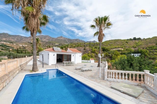 3 sovrum Villa till salu i Molvízar med pool garage - 495 000 € (Ref: 9283560)