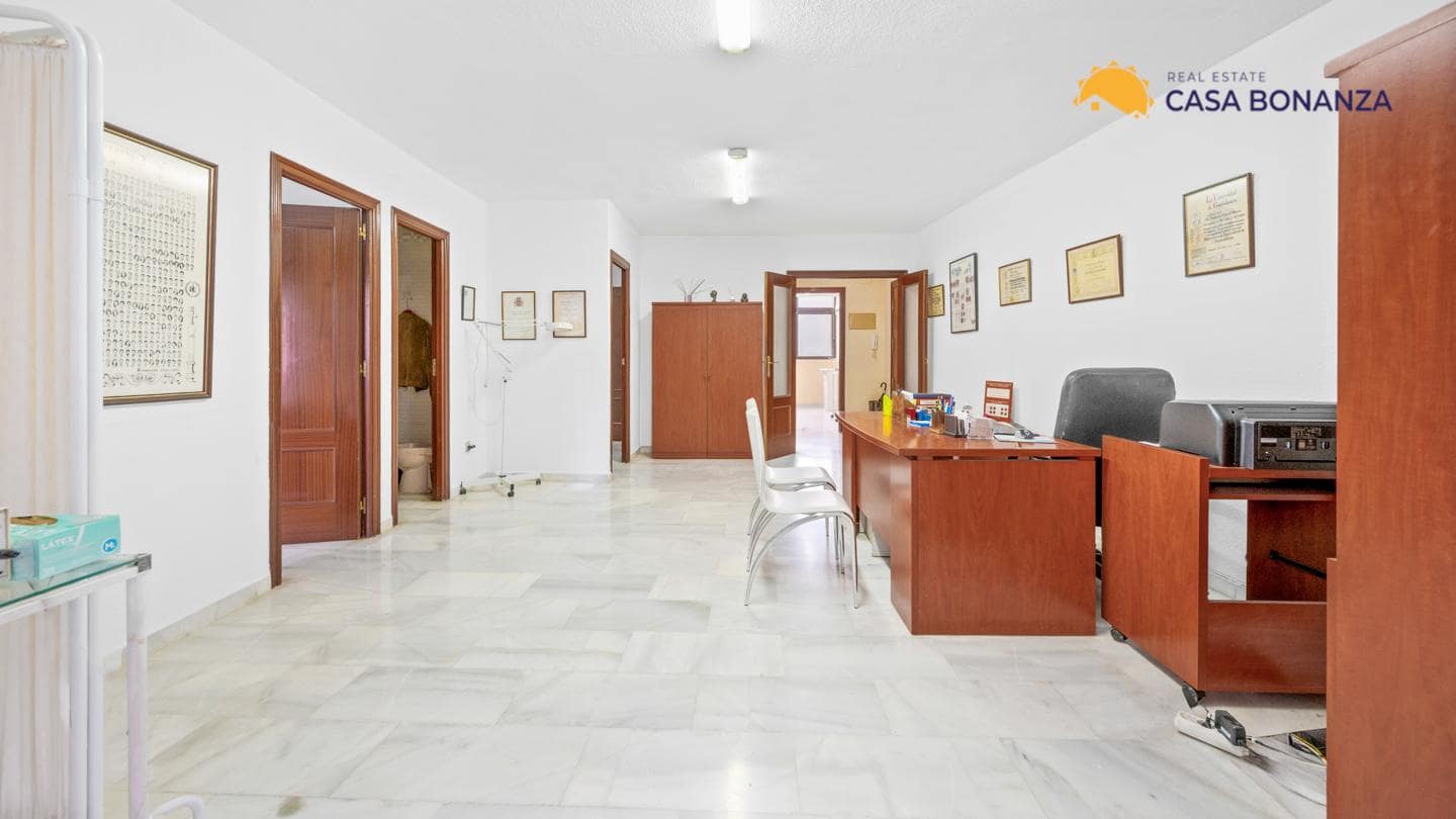 3 sovrum Lägenhet till salu i Almunecar - 290 000 € (Ref: 9387076)