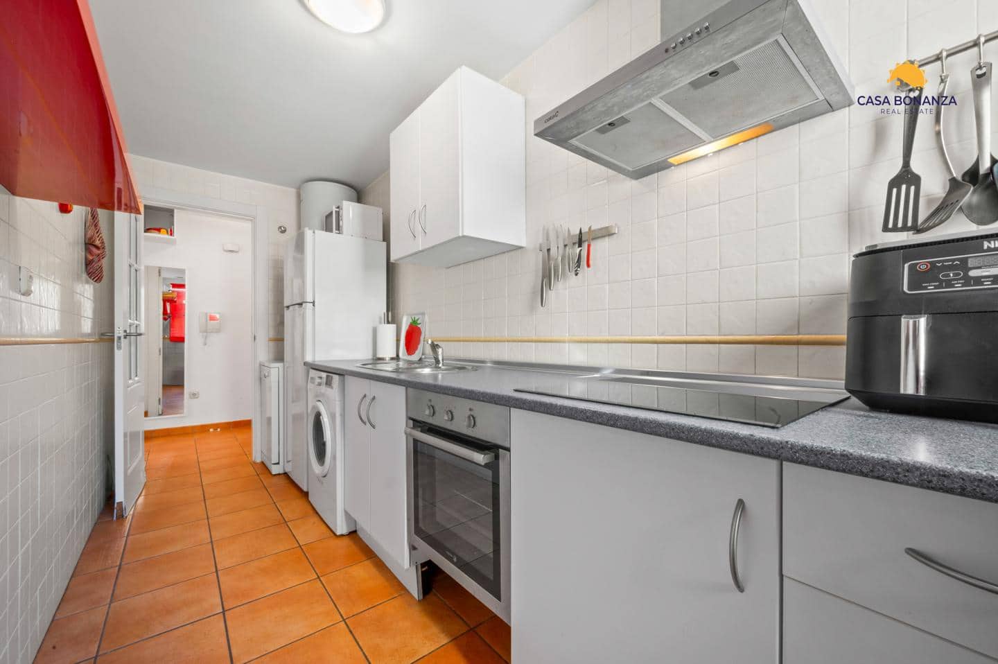 2 bedroom Flat for sale in Almunecar with pool garage - € 335,000 (Ref: 9483602)