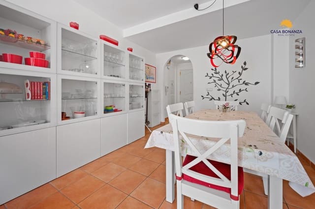 Piso de 2 habitaciones en Almuñécar en venta con piscina garaje - 335.000 € (Ref: 9483602)