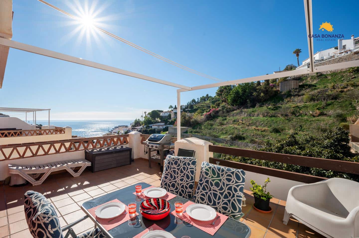 2 bedroom Flat for sale in Almunecar with pool garage - € 335,000 (Ref: 9483602)