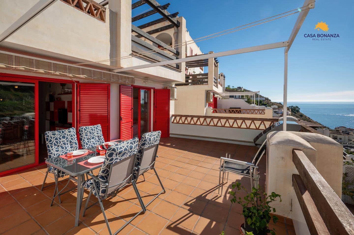 2 bedroom Flat for sale in Almunecar with pool garage - € 335,000 (Ref: 9483602)