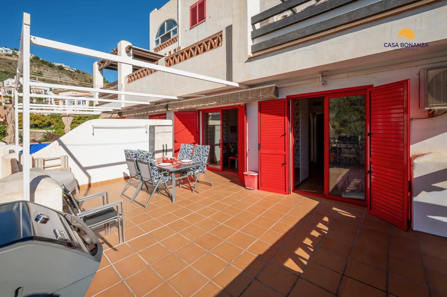 2 bedroom Flat for sale in Almunecar with pool garage - € 335,000 (Ref: 9483602)