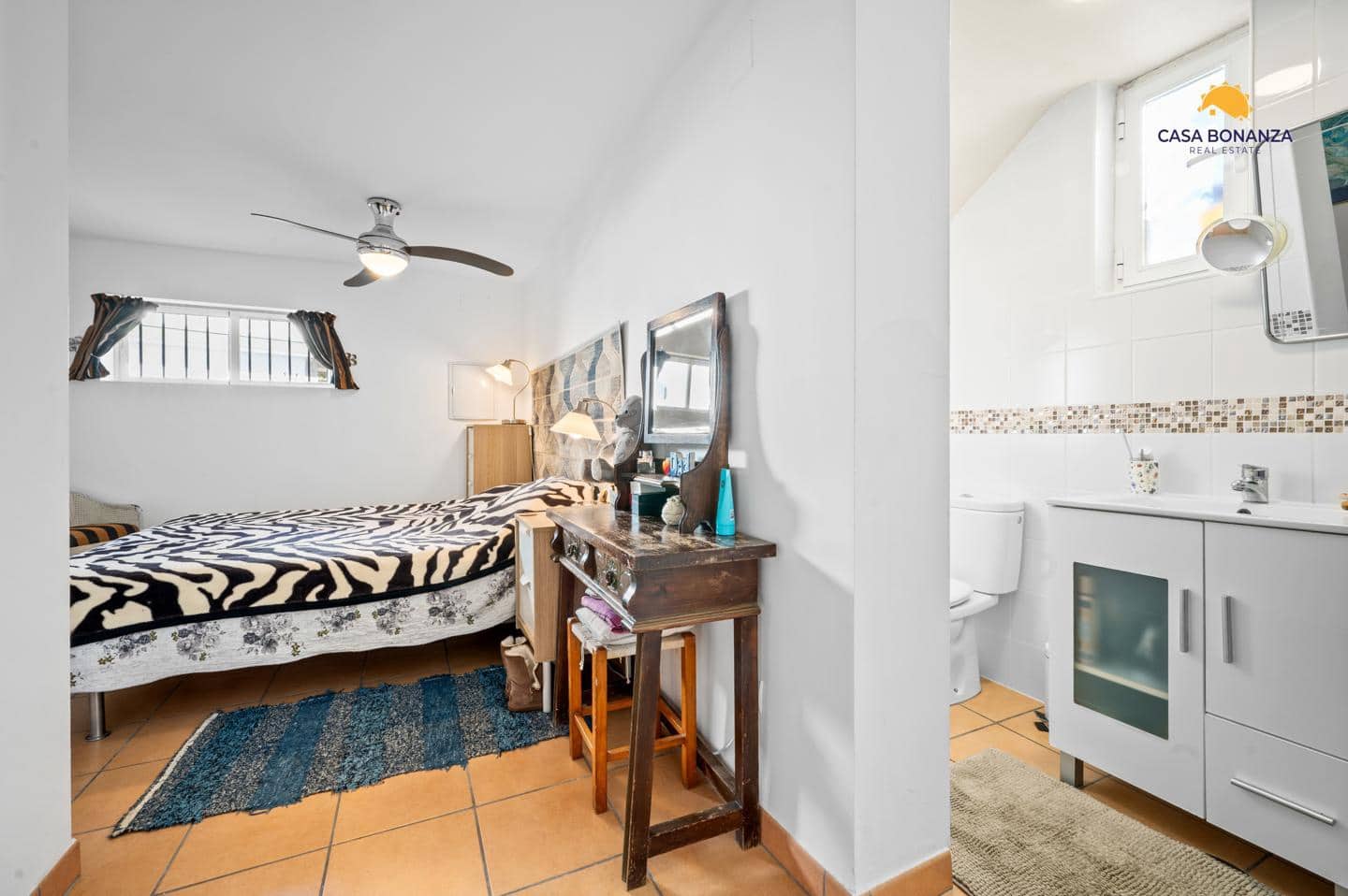 2 soveværelse Villa til salg i Almunecar med swimmingpool garage - € 380.000 (Ref: 9524646)