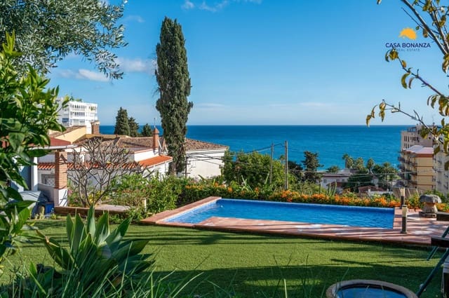 2 soveværelse Villa til salg i Almuñécar med swimmingpool garage - € 380.000 (Ref: 9524646)