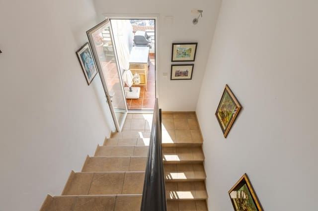 2 sovrum Villa till salu i Almuñécar med pool - 495 000 € (Ref: 9575115)