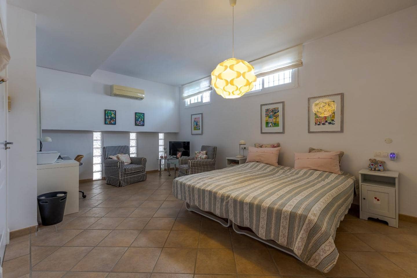 2 sovrum Villa till salu i Almunecar med pool - 495 000 € (Ref: 9575115)