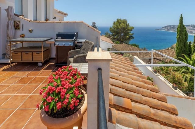 2 sovrum Villa till salu i Almuñécar med pool - 495 000 € (Ref: 9575115)