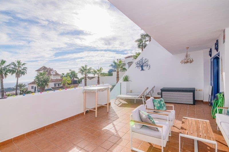 2 soverom Leilighet til salgs i Almunecar med svømmebasseng garasje - € 395 000 (Ref: 9620615)