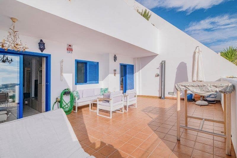 2 soverom Leilighet til salgs i Almunecar med svømmebasseng garasje - € 395 000 (Ref: 9620615)