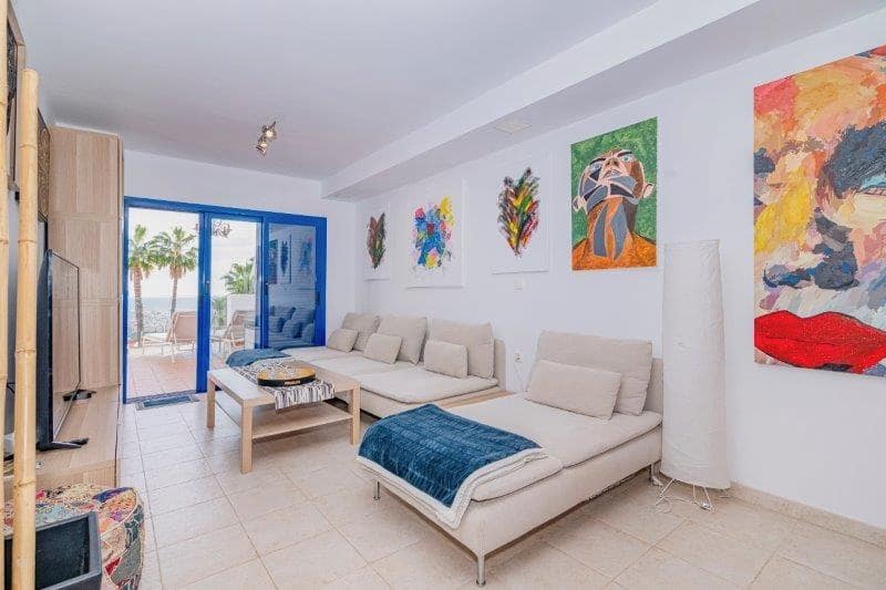 2 soverom Leilighet til salgs i Almunecar med svømmebasseng garasje - € 395 000 (Ref: 9620615)