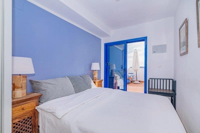 2 soverom Leilighet til salgs i Almunecar med svømmebasseng garasje - € 395 000 (Ref: 9620615)