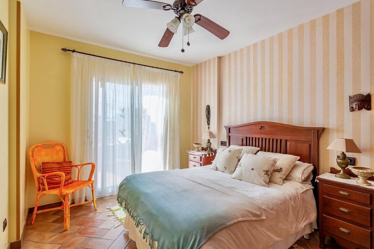 5 sypialnia Willa na sprzedaż w Almunecar z basenem - 950 000 € (Ref: 9639809)