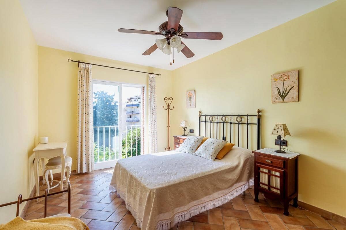 5 sypialnia Willa na sprzedaż w Almunecar z basenem - 950 000 € (Ref: 9639809)