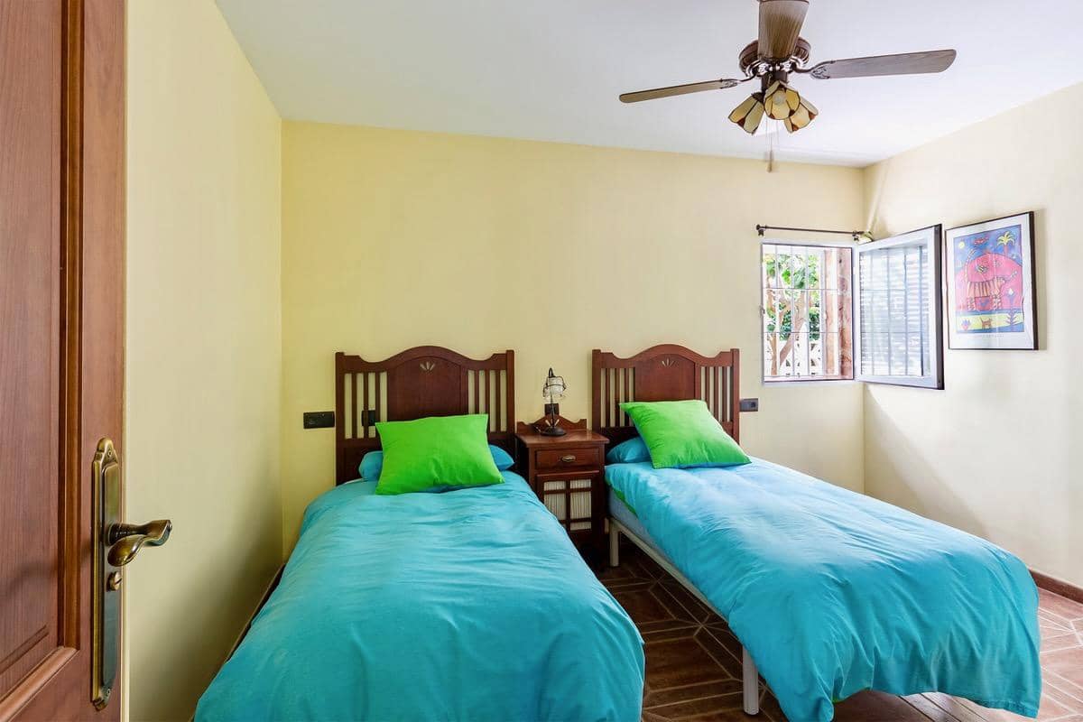 5 sypialnia Willa na sprzedaż w Almunecar z basenem - 950 000 € (Ref: 9639809)