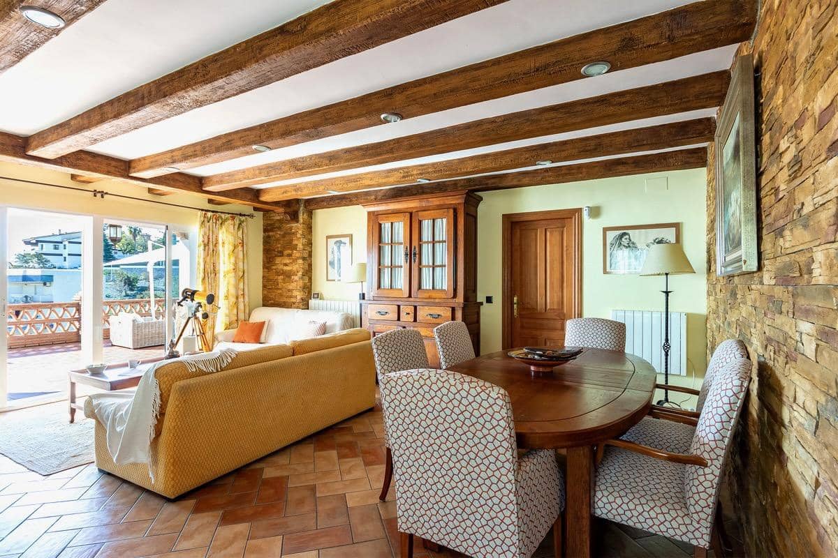 5 sypialnia Willa na sprzedaż w Almunecar z basenem - 950 000 € (Ref: 9639809)