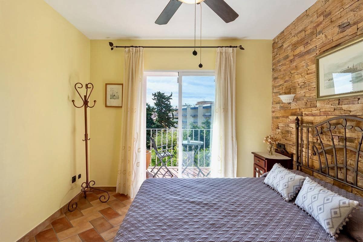 5 sypialnia Willa na sprzedaż w Almunecar z basenem - 950 000 € (Ref: 9639809)