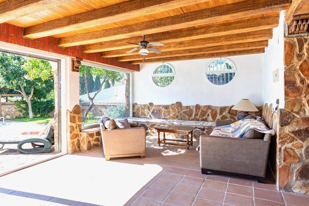 5 sypialnia Willa na sprzedaż w Almunecar z basenem - 950 000 € (Ref: 9639809)