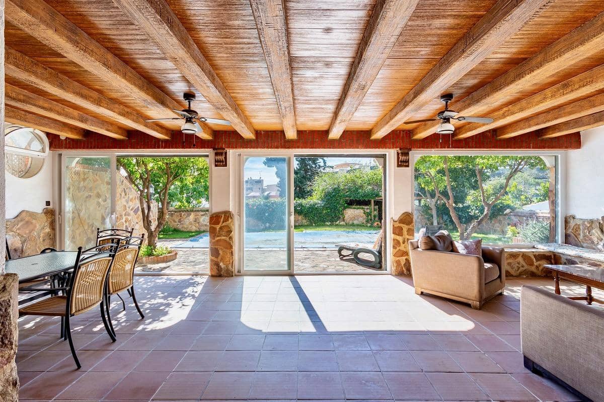 5 sypialnia Willa na sprzedaż w Almunecar z basenem - 950 000 € (Ref: 9639809)