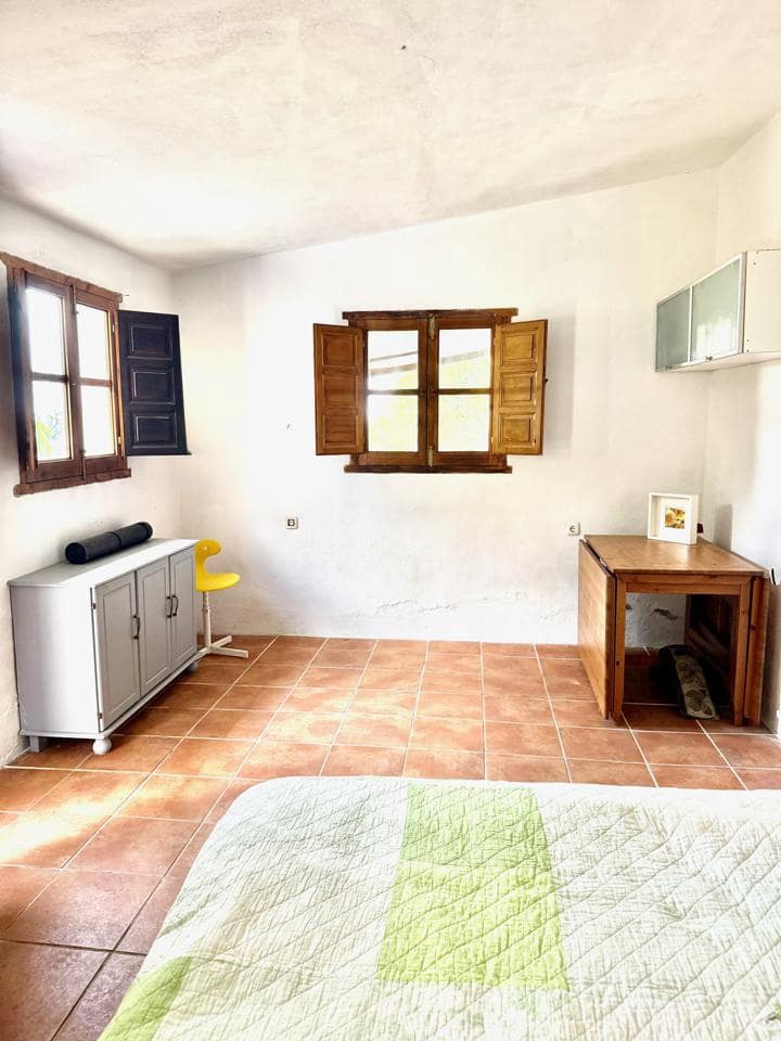 3 bedroom Villa for sale in Almunecar with pool garage - € 315,000 (Ref: 9826809)