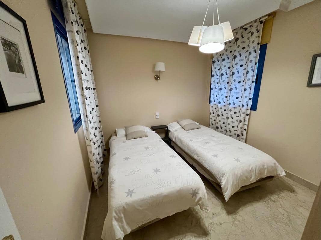 2 bedroom Flat for sale in Almunecar with pool garage - € 358,000 (Ref: 9834576)