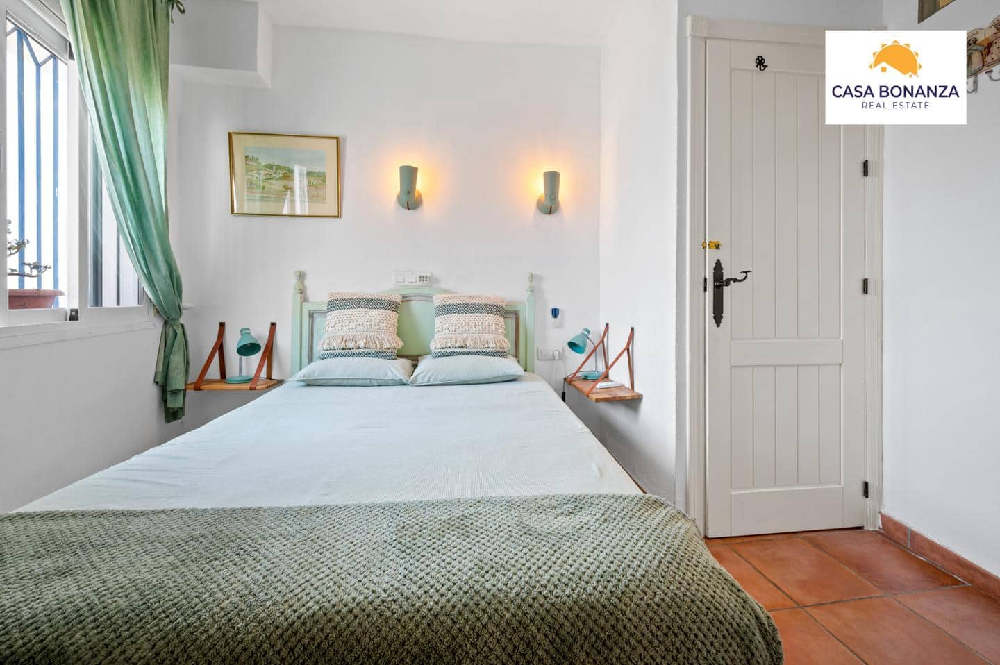 Chalet de 4 habitaciones en La Herradura en venta con piscina garaje - 699.000 € (Ref: 9891495)