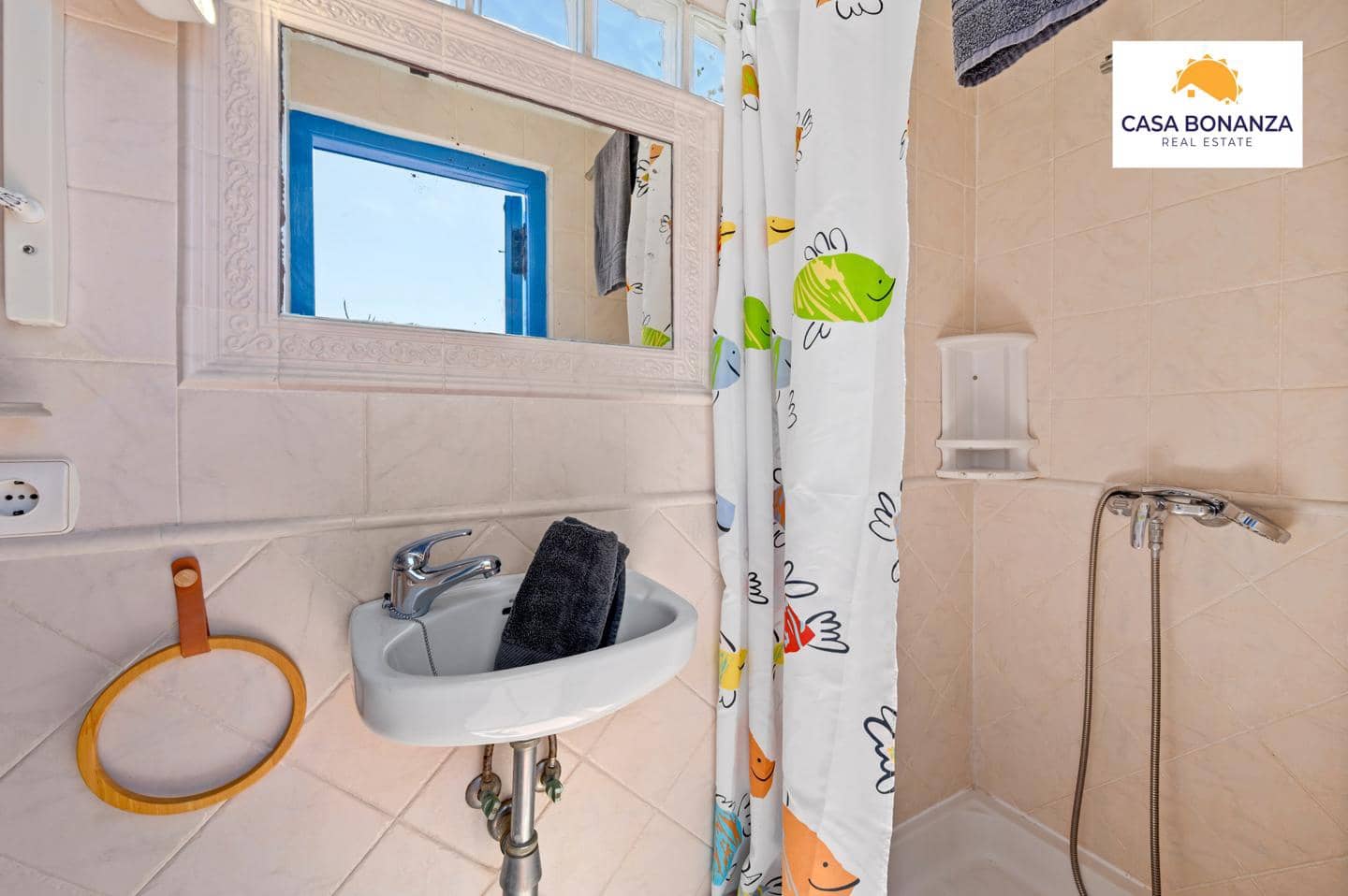 Chalet de 4 habitaciones en La Herradura en venta con piscina garaje - 699.000 € (Ref: 9891495)