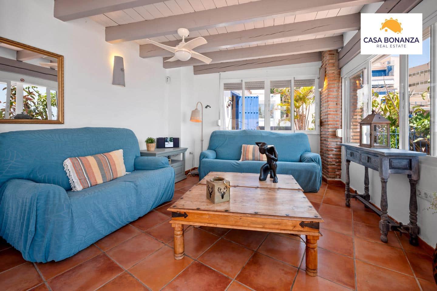 Chalet de 4 habitaciones en La Herradura en venta con piscina garaje - 699.000 € (Ref: 9891495)
