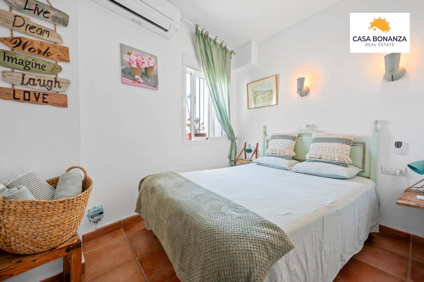 Chalet de 4 habitaciones en La Herradura en venta con piscina garaje - 699.000 € (Ref: 9891495)
