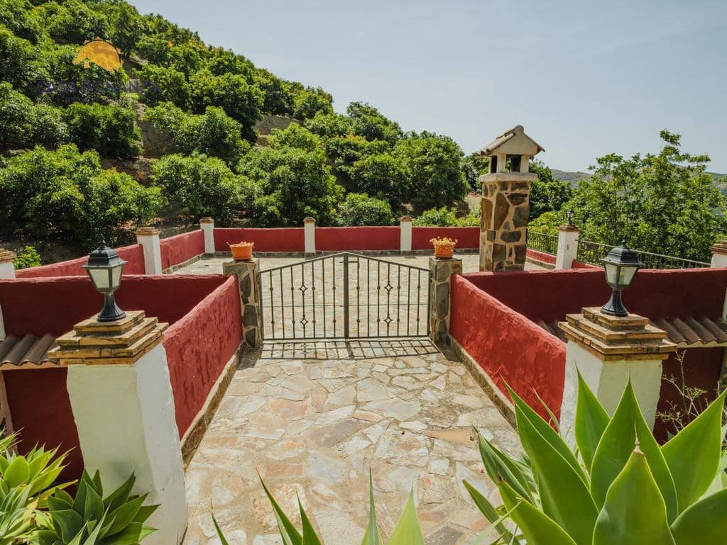 2 soveværelse Finca/Landehus til salg i Jete med swimmingpool garage - € 389.000 (Ref: 9931125)