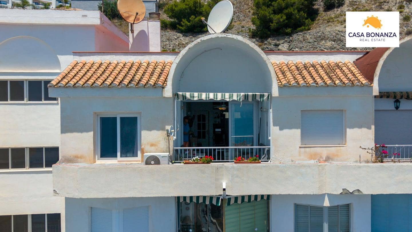 2 bedroom Flat for sale in Almunecar with pool - € 450,000 (Ref: 9936874)