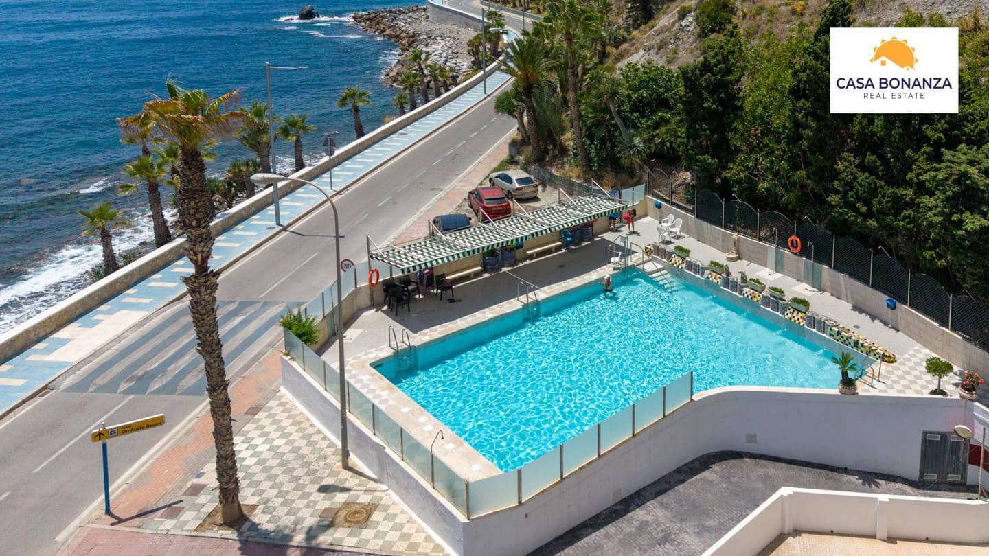 2 bedroom Flat for sale in Almunecar with pool - € 450,000 (Ref: 9936874)