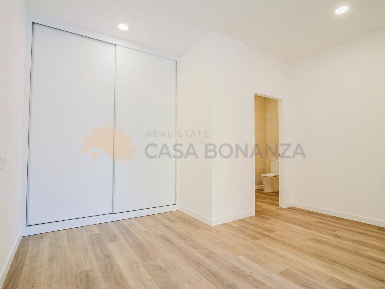 Flat for sale in Almunecar - € 178,500 (Ref: 9974511)