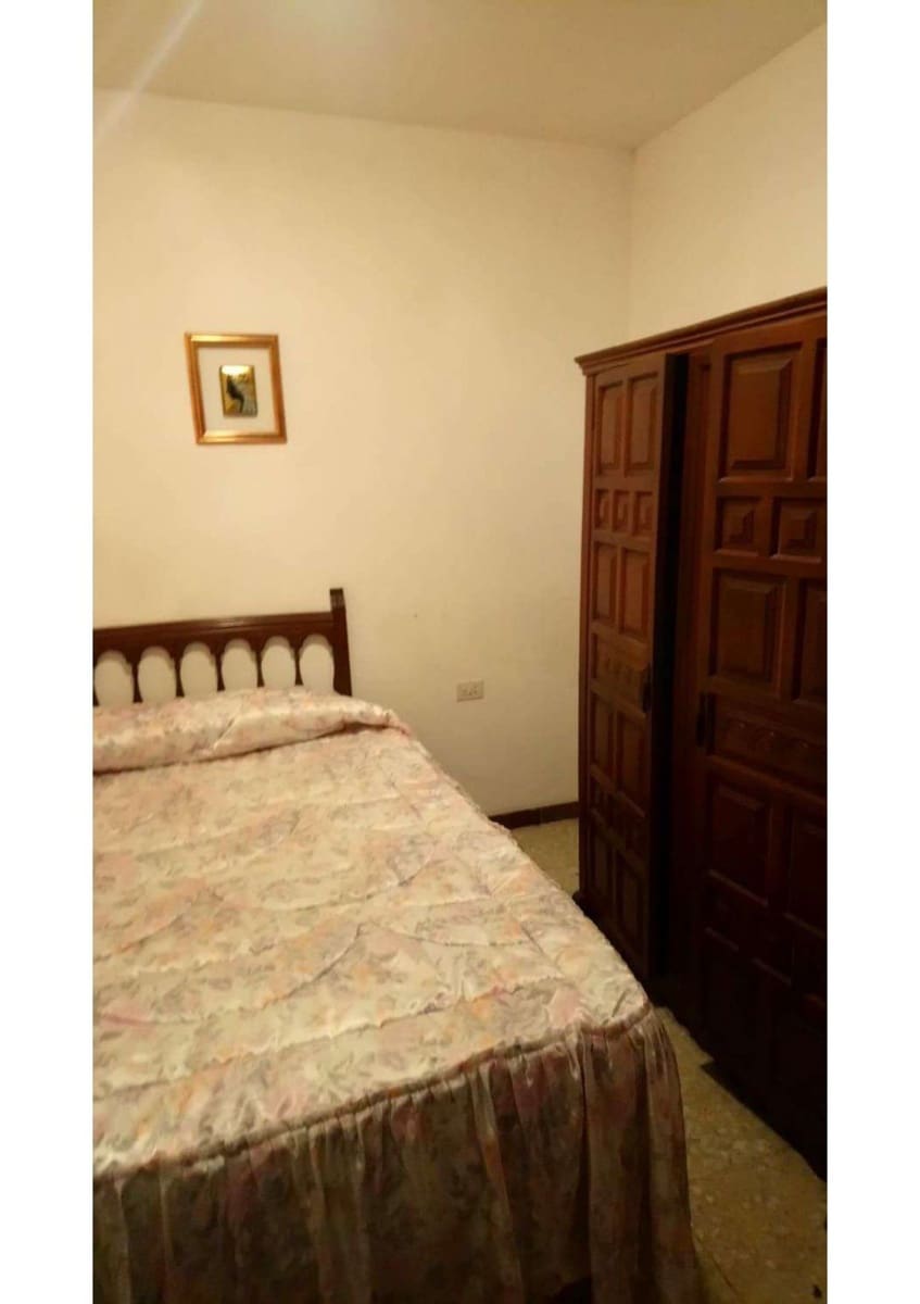 6 soveværelse Byhus til salg i Santa Magdalena de Polpis med garage - € 102.000 (Ref: 7615013)