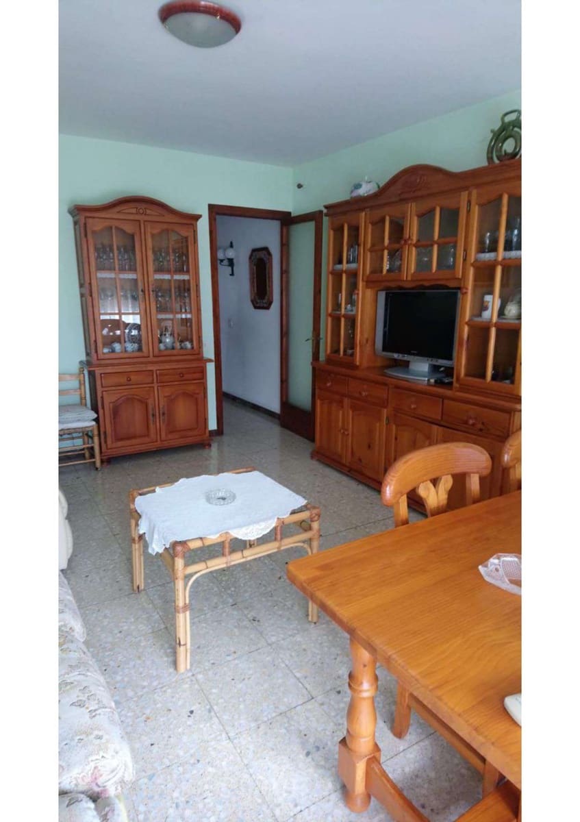 6 soveværelse Byhus til salg i Santa Magdalena de Polpis med garage - € 102.000 (Ref: 7615013)