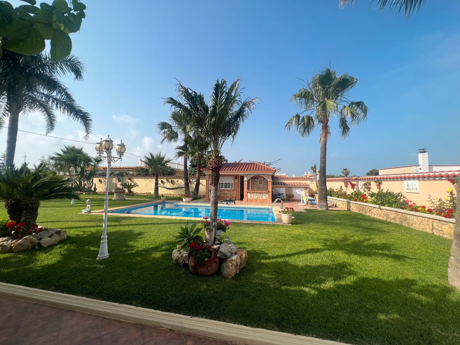 Villa for sale in Benicarlo - € 260,000 (Ref: 7650799)